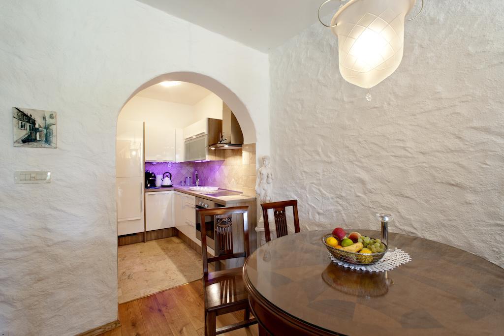 Villa Castello Rausch Valkarin Ngoại thất bức ảnh