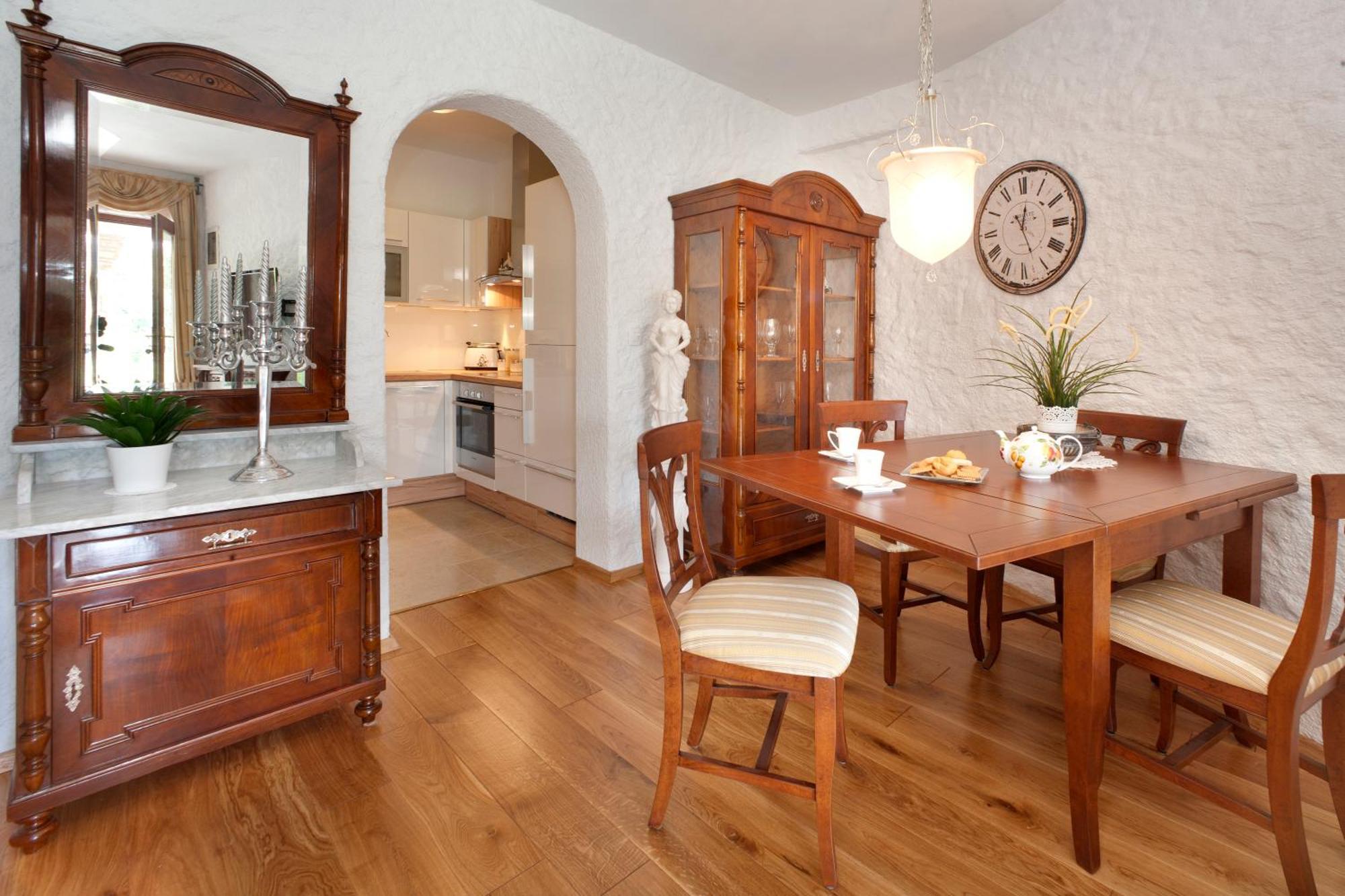 Villa Castello Rausch Valkarin Ngoại thất bức ảnh