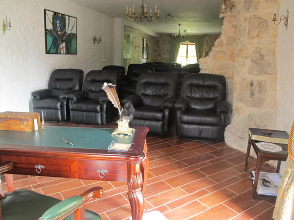 Villa Castello Rausch Valkarin Ngoại thất bức ảnh